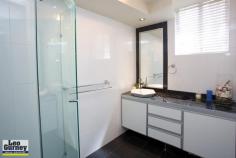  4/39 Legeyt St Windsor 4030 STYLISH UNIT WITH CITY VIEWS 

If you were to make a list of features you want from your new unit would it look something like this

• New kitchen
• New bathroom 
• 2 bedrooms
• Freshly painted
• New carpets and tiles
• Balcony with city views
• Within walking distance to train, bus, shops and restaurants 
• 4 kilometres to the city centre (8 minutes drive)
• Low Body Corporate Fees
• Great rental return

Of course it would. Priced to sell this unit would make a good investment or a terrific place to call home. 