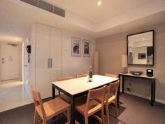  3113 Surfers Paradise Blvd Surfers Paradise QLD 4217 This top floor 3 bedrooms unit in Hilton Blvd Tower has been owner occupied, never rented with ocean and city views. 
 - Two balconies 
 - Four secure car parks 
 - Storage 
 - Unfurnitured