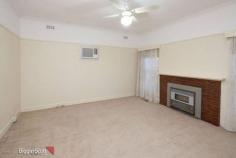  169 Dorset Rd Boronia VIC 3155 CLOSING DATE SALE (UNLESS SOLD PRIOR) Tuesday 26th August 2014 at 6:00pm This two bedroom character weatherboard is the low maintenance cosy home youve been looking for.  Whether it's a first home, youâ€™re looking to downsize or invest; this is the perfect opportunity for you. With both bedrooms including built in robes, ducted heating throughout, air conditioning, ceiling fans, landscaped court yard, covered decking and garden shed, everything you need is tucked inside this home.  Other features include kitchen with gas cooking, adjoining meals area, separate lounge room with heating and cooling, bathroom, huge separate laundry with second bathroom including toilet and shower, single car carport and the driveway entrance being on Pine Crescent. Bedrooms 		 2 Bathrooms 		 2 Car Ports 		 1 