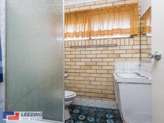  7/32 Grasspan St Zillmere QLD 4034 THIS ONE BEDROOM UNIT IS READY FOR A MAKE OVER .....REFURBISH AND PROFIT.....GREAT POTENTIAL RENTAL INCOME WITH A GOOD FEFURBISHMENT. CLOSE TO TRAIN, SHOPS....CENTRAL LOCATION 