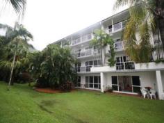  PALM COVE QLD, 4879 Fully Furnished and self contained Air Conditioned A swimming pool at each end of your building. Access to On-site Sports Centre with Lap Pool, Tennis and Squash Courts, Gym, Fitness and Yoga Classes and a 9 Hole Golf Course. 