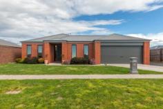  20 Howard Street Warragul Vic 3820  Property Information Quality 3 year old brick veneer home on an 800m2 block in one of Warragul's most popular areas. The 4 bedroom home includes spacious kitchen/dining area, walk in robe and ensuite to main, central gas heating, split system air conditioning and double garage URL with remote door. External features include alfresco dining area, side access to a large back yard and stylish façade with great street appeal. Be quick to secure this delightful property. Property Type 	 House 