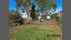  25 Andrew Ave Keiraville NSW 2500 Great Investment Near Wollongong University Attention Investors!  Located less than 500 metres to Wollongong University and free shuttle bus is this large 5 bedroom home. Within walking distance to village shops and Botanic Gardens, this spacious home is ideally suited for student accommodation or will suit a large family looking to buy in one of the Illawarra's most sought after suburbs. Currently tenanted with a great return, there's even more room to improve on this easy to maintain 777m2(approx) block. Arrange your inspection today, as properties this good are hard to come by! Inspection are by appointment only. General Features Property Type: House Bedrooms: 5 Bathrooms: 2 Outdoor Features Garage Spaces: 2 Other Features Built-In Wardrobes,Close to Schools,Close to Shops,Close to Transport,Secure Parking 