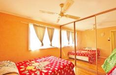  47 Othello Avenue Rosemeadow NSW 2560 This three bedroom home in Rosemeadow includes separate lounge and dining, spacious kitchen, neat and tidy bathroom, double lock up garage and covered outdoor entertaining area. Located in a quiet street within walking distance to local schools and shops. 