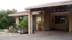  1/150 Waterloo Street Tuart Hill WA 6060 Robes to both bedrooms 
Fans to bedrooms 1 and meals 
security system and screens 
Good sized courtyard with patio 
Carport parking to front door 
Separate lounge room 
Good sized kitchen and meals 