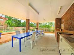  27/37 Old Coach Road, Tallai QLD 4213 Introducing this 2 Bedroom Single Level Villa in the beautiful Sovereign Garden Villas complex. Featuring 2 large bedrooms, master with ensuite and built-in robes, second bedroom with built-in robes and another separate bathroom with shower. Separate Dining room, large lounge with cathedral ceilings and well designed kitchen. Carpets throughout with tiles in the kitchen area.  Single Garage with remote and laundry with internal access. Private back courtyard with room for a coffee table and chairs to sit and have a cup of tea, read a book and entertain friends. Plenty of cupboards and storage space. Low Body Corp Fees. 