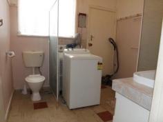  8/62 Cockram St Lancelin WA 6044 Quaint 1 bedroom, open plan lounge and kitchen area, separate toilet, bathroom & laundry with a garden shed to lock away all the fishing gear. Located close to Lancelin Plaza Shopping precinct, Wangaree Park and only 5 minutes walk to the ocean shore. This property oozes investment opportunity in a coastal town that is only 1 hours drive from Joondalup. Bathrooms - 1 Bedrooms - 1 Septic - 1 Shed - 1 Storeys - 1 Water Closets - 1 
