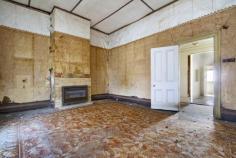  24 Pinniger St Broadford VIC 3658 Saturday 11 October at 11:00AM Add to calendar  Share Save  Print  3121Price Guide: AUCTION   |  Land: 0 sqm approx 	  |  Type: House  |  ID #123501 Barry Plant Wallan T  03 5783 1268 EMAIL OFFICE Stuart Lauder T 03 5784 3178 EMAIL AGENT 
