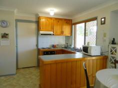  Unit 3/3 Trafalgar Drive Kippa-Ring Qld 4021 Situated at the back of a small complex of 3 units, all of which are 
owner occupied, this unit deserves an inspection. Smart buyers will 
notice that the property has plenty of extras including a large covered 
private entertainment area, fresh paint, new carpets, air conditioning 
and internal access into the home from the garage. With a body corporate
 rate of just $500 per year living here is easy. 
The property features: 
â€¢	3 spacious bedrooms â€“ all with built in robes. The main bedroom has a reverse cycle air conditioner and a ceiling fan 
â€¢	Open plan kitchen/dining room with direct access to the outdoor entertainment area. 
â€¢	Kitchen with large fridge space, electric wall oven, cooktop, rangehood, pantry, breakfast bar and ample bench space 
â€¢	Formal lounge at the front of the property with a bay window 
â€¢	Bathroom with ample storage, vanity and shower over a hip bath. The toilet is separate 
â€¢	Powder room downstairs with a second toilet 
â€¢	Internal laundry with storage and direct access out to the clothes line 
â€¢	1 car lock up garage with internal access into the home 
â€¢	Spacious covered outdoor entertainment area. The area is concreted 
and full fenced with colourbond fences all the way around â€“ very 
private 
â€¢	Extras including: Termite barrier around the entire building, 
storage under the stairs, ceiling insulation, lock up garden shed, 
recently reconditioned roof on the entire building 
Each of the units in the complex is owner occupied here and the body 
corporate is self managed â€“ keeping the cost down. The complex is very
 tidy and well maintained and the location is quiet. Shops, schools and 
even the new railway (due to completion in 2016) are within walking 
distance. 
Current owner heading to retirement will look at all serious offers. 

					Features