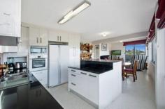  2/19 Ormonde Tce KINGS BEACH Qld 4551 KINGS BEACH WATERFRONT I t does not get much better than this nor does it get much closer to the beach ! Boasting Waterfront location boasting the most amazing Ocean Views, there is not much more you could wish for! Situated in a small comlex of only 6 units this would have to be one of the best waterfront opportunites on the market ! Low Body Corp fees  Call Carola on 0417 608 466 for more info 
