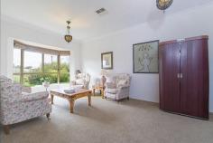  9 Bleechmore Street, AUBURN SA 5451 $475,000-$495,000 It's time to sit back relax and enjoy the fruits of your hard work. This hidden gem offers much to someone who appreciates good things. A carpeted formal living with a bay window that invites the morning sun. Vast and versatile family / dining is serviced with a well-appointed kitchen, and warmed by the cast iron fire that will warm you soul. Master suite is private and spacious, with walk-in robe and a luxurious full bathroom ensuite. A further three bedrooms all with built in robes. Generous three car garage offers excellent vehicle storage. 