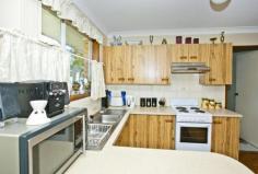  1/9 Eskdale Drive Raymond Terrace NSW 2324 Conveniently located in Lakeside, within walking distance to Lakeside shops, bus stop, school & local sporting facilities. The tidy unit forming part of a duplex features: * Combined lounge and kitchen * Two bedrooms, both with ceiling fans and built-in robes * Bathroom and separate laundry * Private and well maintained L shaped courtyard with lawn locker * Carport Current tenants paying $240 per week. Well worth an inspection!   