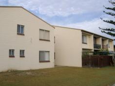  Unit 2 / 98 High Street Berserker Qld 4701 Inspections Inspections by appointment only. Here is a great investor property long times tenants close to shopping complex.  1. 2 bedroom unit.  2. Open plan living, kitchen & dining room area.  3. Ceiling fans throughout.  4. Bathroom, laundry & toilet area.  5. Out-door seating area.  6. car space.  Located within walking distance to Schools,Daycare centre,shopping complex and transport at your front door. 