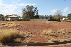  16 Tadman Avenue Mount Isa Qld 4825 Land Size: 931m² approx. 
 
			For Sale Price: $132,000.00 INC GST 
 The vacant land is flat and an incredible size to build a large home on. 
 
•	Zoning - Residential 
•	Freehold Land Area 931m2 
•	RPD: Lot 51 M758195 
•	County of Rochedale, Parish of Haslingden 
•	Title Reference: 50916693 
 
Contact: 
Vanessa Pritchard	0432 268 804 
 Mel Goddard See 	0423 057 770 
 Kim Coghlan 		0432 168 952 
 
Brochures Available: 
www.jaysre.com.au or email commercialsales@jaysre.com.au 