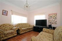 24 Monash Street  Newtown QLD 4350 $299,000 The best entry level buy of the year on offer here with a 759m2 block in the heart of this prime Newtown suburb. Location is everything in real estate & this one ticks all boxes. Just minutes to the city centre, Mort Street shopping & private schools. The home is largely original except for an updated kitchen & is simply the perfect blank canvas to renovate, extend or start again. With 4 car garage & side access, which is such a highly sought after commodity in the suburb. Given the pace in the market currently, you'll kick yourself if you don't get into this prime location today.  3 bedrooms Lounge, separate dining & kitchen with plenty of storage Near new cooktop Family bathroom Laundry Pergola area Fenced rear, safe for children & pets 
