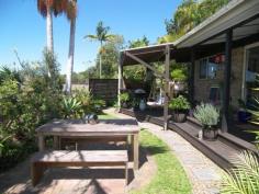  1/23 Poinciana St Mullumbimby NSW 2482 For Sale $399,000 Contacts Chincogan Real Estate Mobile: 02 6684 3300 Be prepared to be impressed when you see this appealing townhouse in this quiet central location that enjoys open rural views and space thanks to its unique position of adjoining never to be built out farmland. The high ceilings and open plan living is designed to focus the view over the open paddocks and also captures the easterly sea breezes. Raised timber floors, plenty of storage, enclosed garage into a terrific guest bedroom with en-suite and own access. The outdoor area is landscaped to perfection and is a appealing extension of the home taking advantage of its easterly corner position. Inspections Inspections by appointment only. Features General Features Property Type: Townhouse Bedrooms: 3 Bathrooms: 2 Land Size: 224 m² (approx) Indoor Ensuite: 1 Toilets: 2 Floorboards Broadband Internet Available Built in Wardrobes Gas Heating Outdoor Open Car Spaces: 1 Outdoor Entertaining Area Fully Fenced Eco-friendly Solar Panels Solar Hot Water Other Features 1.5kw Solar System, Solar Hot water, Brilliant outlook, Very central location. Rent value $420/week 