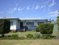  77 Harris Street Corryong  VIC 3707 $165,000  Three spacious bedrooms compliment this centraly located home including, formal lounge and dining room, spacious kitchen, refurbished bathroom, polished floors, large lock up garage and workshop. With this low maintenance cottage gardens an inspection is recommended. 