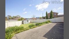1 Bardia Pl Bossley Park NSW 2176 Quality Home In The Perfect Location! A beautifully presented brick veneer home located in a peaceful cul-de-sac and within walking distance to Stocklands and all amenities. Properties features 4 large bedrooms with built ins to all and an ensuite to main, study, large kitchen with gas cooking, lounge, dining, family and meals area and a large rumpus room large retreat upstairs, double lock up garage with electronic gate at front entry, covered pergola area with BBQ appliances & ducted air conditioning with a split system down stairs. All this is located on 661 square metres of land, and the owner wants it SOLD! 