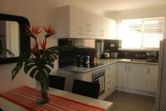 1/43 Off Lane, GLADSTONE CENTRAL QLD 4680 $318,000 Neg Living right in the heart of the City would be wonderful, exciting, fun, convenient & cost effective.walk to the Shopping Centres, Restaurants, Schools and possibly even walk to work! This immaculate, modern & simply stunning City unit is a two storey, and its been fully renovated to perfection in fact, it almost looks as though its been renovated by one of the team on the recent television shows 