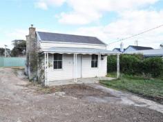 1/53 Victoria Street EAGLEHAWK Vic 3556 $139,990 Set close to Eaglehawk CBD and looking straight down Canterbury Street 
with water views of Lake Neangar this is a fantastic opportunity to have
 access to everything that Eaglehawk has to offer. Lot 1 is 
approx 314sqm with an early 1900's weatherbord requiring a full 
renovation from top to toe or possible demolition (STCA). Standing at 
the front of the home you can see clear water views down Canterbury 
Street and you are surrounding with a street full of old world charm. Lot 3 is a vacant allotment set on 340sqm approx facing Oak street with a private entrance. Price: $125,000 Lot 4 is a vacant allotment set on 301sqm approx facing Oak street. $129,000 Within
 walking distance you have Schools, shopping, medical facilities, Lake 
Neanger, Eaglehawk Aquatic Centre and the local football oval. Offering
 plenty of value to the person wanting inner city living or the 
opportunity to apply their skill to a full renovation.						 