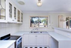  1/27 Tilshead Road, ELIZABETH NORTH SA 5113 $189,500 Just the ticket for retirees or first home buyers. Delightful air conditioned 2 bedroom unit in a great location close to transport, local shops and parks. The spacious lounge is fitted with floating timber floors and enjoys a views of the neat front garden through a lovely bay window. The beauty of the gorgeous white kitchen is further enhanced by lead light overhead display cabinets. The kitchen also includes stainless steel double bowl sink, range hood and stove with halogen hot plates. 