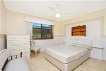  17/5 Palara Street Rochedale South QLD 4123 HARD TO FIND A BETTER LOCATION THAN THIS! This quiet 2 bedroom lowset Villa/Townhouse is nestled in a leafy Cul de sac. Conveniently located with just a short stroll to shops, medical centre, clubs and Public Transport. This Villa boasts a lovely garden courtyard at the back where you can sit back and relax. 2 Bedrooms both with built-ins 1 Bathroom/laundry combined 1 Single Carport plus off street parking Garden Courtyard at the back Landscaped Garden at the Front Low Body Corporate Fees This property is ideal for the Investor or First time home buyer.  Early Inspection a Must! This property will be snapped up very quickly! General Features Property Type: Townhouse Bedrooms: 2 Bathrooms: 1 Indoor Features Built-in Wardrobes Outdoor Features Carport Spaces: 1 