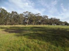  929 Dry Creek Rd Broadford VIC 3658 Being only a minutes drive to the main 
street this is a prime opportunity to build your dream home with a bit 
of space around you and still have all the convenience of living in 
town. 
For more information please call Gavin Henderson on 0408 359 764. 
 
 Read more at http://broadford.ljhooker.com.au/4VHJS#Dkcrfv5JlXG4qXlR.99 
