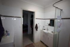  3/11 Middlemiss Street Mareeba Qld 4880 As new and located in an excellent part of town, Living in this great location provides superior convenience as shops, schools and community facilities are just around the corner. This is your opportunity to indulge in true open plan living! These newly built apartments have 2 bedrooms with inbuilt cupboards, 1 two way bathroom, separate toilet (built for disabled access) and laundry. The kitchen is spacious with a unique modern colour scheme, built in stove top and stainless steel oven. If you would like further information or a private inspection of this property, please call Aurelia 0418 183 555 today. 