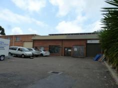 3/39 Deering Street, Ulladulla NSW 2539 COMMERCIAL PREMISES - FRINGE OF CBD 
 Extra large commercial premises centrally located close to the 
highway and new Bunnings store. Presently housing a successful furniture
 making business and showroom. 
 
* Zoned 3B business - allowing bulky goods, retailing and light industry 
* Large 273m of floor space with additional mezzanine level 
* New 10kw solar power system and 3 phase power 
* Showroom/Office at the front of the workshop 
 
   