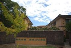  8/16 Clifford Street Brooklyn Park SA 5032 looking for somewhere to Live or Invest? Well presented first level solid brick unit is perfectly located just minutes to the city, airport and most services. Consisting of 2 bedrooms, open living & dining, neat kitchen, bathroom and laundry area, R/C air conditioning and own carport. Currently let until 19/10/2014 at $255 per week, this unit is value buying. Inspection is by appointment and this one is a viewing must! General Features Property Type: Unit Bedrooms: 2 Bathrooms: 1 Outdoor Features Carport Spaces: 1 Other Features Property Type: Unit 
