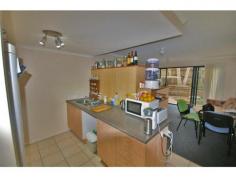 6/21 Low St Yandina Qld 4561 This 2 bedroom townhouse is near to the Town centre. The bedrooms are upstairs and the main has a balcony overlooking the private courtyard.The downstairs area is functional with kitchen, dining and lounge areas. There is a lock up garage with storage. This is a handy location with shops, schools and daycare centre,and the new shopping centre. This is a neat,handy property either as an investment or a home. 