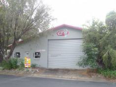  2/5 Warner St, Port Douglas 4877 $750,000 / $40,000 Rare industrial warehouse right in the heart of town. 
 
Imagine the value in years to come of this office / warehouse situated 
right on Warner St Port Douglas. Approximately 245m2 under roof of the 
main building which includes office and large height access workshop. 
Also, added extra of extremely large exclusive use area under cover 
externally. Dual access to property an advantage. 
 
In every sense the property is just a stones throw from the Marina and Macrossan Street. 
 
Plans available on request. 
 
   Read more at http://portdouglas.ljhooker.com.au/9KCF4A#ABK4VH7SigFvTyyq.99 