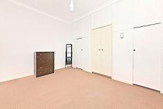  141 Great North Rd Five Dock NSW 2046 ACCESS FROM THOMPSON LANE 2 bedroom flat above shop with modern kitchen and bathroom, access to rooftop terrace- Inspection highly recommended!!! $450.00 week 