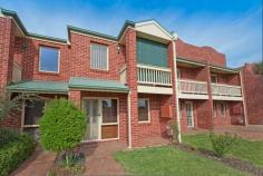  1/550 Kotthoff Street Lavington NSW 2641 Welcome to one of Lavington's finest terrace buildings. Situated in the 
convenient Kotthoff Street just metres from school, shops and parkland it will 
make the ideal investment or a great place to settle into for the future. The 
terrace consists of three good sized rooms filled with superb natural light the 
design scores an A+. On the lower level you find a generous sized lounge where 
you can walk through to the rear of the building to find an adjoined kitchen, 
dining & living area plus second toilet and European laundry. With ample 
storage options, well fenced secure yard and a single lock up garage this little 
beauty will make your heart pump. With a rental option of $255.00 per week call 
now to inspect. 