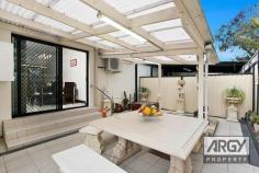  5/17-19 Eddystone Road Bexley NSW 2207 Property Details Address 	 5/17-19 Eddystone Road Type 	 Residential Sale Price 	 AUCTION Suburb 	 Bexley Region 	 St George State 	 NSW Postcode 	 2207 Property Type 	 Unit Bedrooms 	 2 Bathrooms 	 1 Car 	 1 Land Size 	 199 m2 Auction Date 	 Saturday 25th October 2014 Auction Time 	 11:00 am Council Rate 	 $71 per 1/4 Strata Levy 	 $302 per 1/4 Spacious Villa - Northerly Aspect Peacefully set at the rear of a boutique complex of only eight, this oversized villa is ideally located within close proximity to shops, cafes, great local schools and transport making it perfect for downsizers, a young family or investors. Ideally positioned in one of Bexley's most sought after pockets, this quality double brick 14 years young home offers a superior low maintenance lifestyle. Features include: - Expansive sun soaked private wrap-around court yard with fish pond - Spacious open plan living/dining with large glass sliding doors to outdoor entertaining area - Large stylish Tasmanian oak timber kitchen with granite bench tops, stainless steel appliances & gas cooking  - Generous sized bedrooms with built-in wardrobes - Quality European tiles throughout  - Extra large modern bathroom  - Internal laundry with outdoor access and extra toilet - Oversized lock-up garage with internal access - Split system air-conditioning in living/dining & bedroom - Double brick construction with no common walls - An abundance of natural light thanks to its Northerly aspect - Plenty of storage space throughout - Conveniently located close to Westfield Shopping Centre, schools and transport 