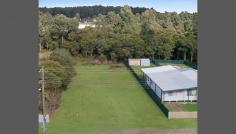 3 Long St Cessnock NSW 2325 $125,000
 Vacant Land Ready To Build On.... 
 This 885sqm level building block 
is close to town and offers the perfect blank canvas to build your new 
home, with all amenities available. Don't miss this block as they don't come at this price often.... 
 