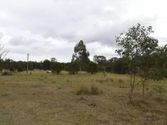  Lot 1 Robertson Court Singleton NSW 2330 Space Plus Privacy 
 Only minutes from town this 9 acre (approx) lot offers space plus privacy. 
Fronting the access road into the new Hunter Highland Estate. This block
 others a peaceful and secluded lifestyle with plenty of room for your 
dream home and much more. 
Agent declares interest. 