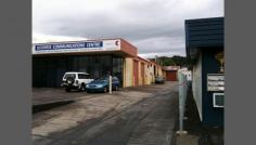 2/94 Auburn Street, Wollongong, NSW 2500 $280,000 Plus GST Auburn Street Warehouse High ceiling warehouse in small complex. Approx 143m2 plus 2 car spaces. 
