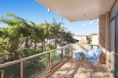 4/5-7 Flynn Street
Port Macquarie, NSW 2444 
What a great location only 200 metres to Flynns Beach. 
 
This three bedroom apartment features an open plan living/dining area 
with balcony. All bedrooms have built-in robes and are a good size.  
There is a large separate storage facility, internal laundry and a 
single secure undercover car space. 
 
This apartment is ideal for the investor or first home buyer.  Stroll to
 the shops, enjoy a coffee at the bookshop or walk the coastal walks, 
yes you will love the Flynns Beach lifestyle.
 
 
Price: Offers Over $240,000
 
 
 
 