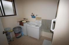  4/11 Barth Street Warwick Qld 4370 WALK TO EVERYTHING 
												
												 Attention
 investors and owner occupiers. Don't miss this great opportunity to 
purchase this very affordable home unit in one of Warwick's most 
convenient inner city locations. * Situated in quiet cul-se-sac only a short 1 block walk to CBD * 1 built-in bedroom * Large single lock-up garage * Modern built-in kitchen * Combined lounge / dining area * 3 in one bathroom with shower recess * Fenced & paved courtyard at rear * Very private rear unit with side yard   
												
												
													 Inspection Times Contact agent for details 
												
													
														 Features 
														Built In Robes 
														Courtyard 
														Outdoor Entertaining 
														Secure Parking