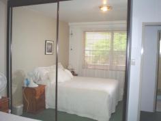  6/19 Station Street, DUNDAS, NSW 2117 Spacious 2 bedroom unit located in a Security block, walk to rail & shops, good paint, carport, very large living areas. FOR RENT: $350 per week 