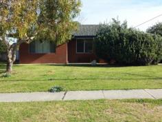  8 St Ives Drive Yanchep WA 6035 Set on 820 sqm block with a huge backyard...just a 4 minutes walk to the beautiful beach of Yanchep and a 2 minutes drive to the shopping centre, daycare or school. 		Quiet location and easy maintenabce house. 		Modern Kitchen with appliances. 		Split system air conditioning (living room) 		Large shed that can be used as a workshop 	Pets will be considered. 	For more details please call or text 0407444365. 