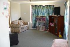  120 Goonoo Goonoo Rd West Tamworth NSW 2340     $225,000 	 Solid & tidy, 3 bedroom brick home in Central location with a very good tenant in place (2 years) who would love to stay on. 3 bedrooms, 1 with built in robes, good sized kitchen with pantry and smaller dining area. Tidy & secure block backing onto rural land and overlooking the Peel river. A great return and the ideal investment! Property Details Bedrooms 		 3 Bathrooms 		 1 Car Ports 		 1 Land Area 		 696 m2 