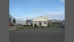  5 Trade Ct Bohle QLD 4818 This 200 square metre Shed on over 2000 square metres of hardstand is 
for lease. Situated in a small court quite close to Ingham road and the 
Bruce Highway in a great location. The Shed has some office area at the 
front and a 150 square metre workshop behind. Good lease conditions 
here for engineering and the like where storage of products or vehicles 
and equipment is required. Fully fenced and secure yard. 