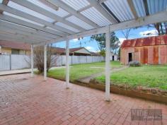  15 Grose Vale Rd North Richmond NSW 2754 his home is sure to catch your eye. With a touch of old & a twist of new this property has much to offer! • Open fireplace • Ducted air conditioning • Internal laundry • Meals area • Wrap around verandah • Potential to build on back half of the block (STCA) 