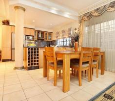 West Hoxton NSW, 2171 * Located in the heart of Greenway Park. * Features 3 spacious bedrooms with ensuite and walk-in to master, built-ins to others. * Good size formal lounge, open plan meals, family room plus rumpus. * High ceilings, 2 x split systems A/C, alarm, under cover entertainment area plus more. * Located within minutes to amenities. Read more at http://westhoxton.ljhooker.com.au/J8H24#QEA1uF3DUlBxEpzU.99 