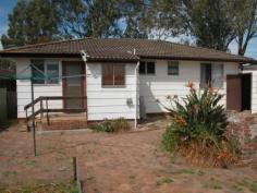  426 Kurmond Rd Freemans Reach NSW 2756 Brick and Hardie-plank family home on a large block close to schools, bus and local shops. The
 kitchen has been updated but there is an opportunity for a handyperson 
or keen renovator to show their creative skills on the other rooms. A 
tandem garage provides accommodation for two car or use for one a plus a
 workshop. To be auctioned on site at 2pm, Saturday, 15th November, 2014 Inspections: By appointment or advertised Open House.   
												
												
													 Inspection Times Contact agent for details 
												
													 Auction Time Saturday, 15 Nov 2014 - 2:00pm 
												
													 
														 Features 
														Fully Fenced 
														Secure Parking 
														
													 
												 Land Size 695 m 2 House Size 110 m 2 Council Rates $2,300 per year 