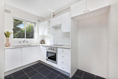  31 Chelsea st Surry Hills NSW 2010 Sunny New Built in wardrobes Great Location, walk shop/restaurants, handy to transport Quiet Cul de Sac Pets allowed Investors Note Rent Guarantees from $ 525 pw, 2 years & depreciation benefits Body corp fees approx $550pq, Water approx $150pq Rates approx $250pq Contact Grant Keeble 0418 640 418  Saturdays from 10:00am - 12:00pm 