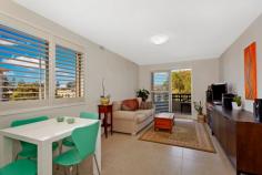  8/16-18 Boronia Street Dee Why NSW 2099  $625,000 Residential  |   Bed 2  |   Bath 1  |   Car 1 This light and bright immaculately renovated 2 bedroom apartment is positioned on the north east corner of a well maintained block, only a short stroll to Dee Why beach. Step into the inviting open plan living and dining room that effortlessly flows   More + Property ToolsPrint Brochure Floor PlanCalculatorsBookmark PropertyEmail a FriendView BookmarksPremium Tracker 