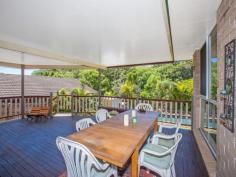32 John Robb Way, Cudgen, NSW 2487 BUYER ALERT - What a perfect start or step up at the perfect time! Free 
standing homes of this presentation, size and price range in this 
proximity to beach and amenities are rare. 
 Located just on the fringe of booming Kingscliff village the Cudgen 
Heights estate 10 minutes from Coolangatta airport is a smart choice 
still offering substantial savings $$ in a family friendly atmosphere. 
But for how long? 
 With interest rates at record lows below 5% now is your chance to 
pounce!For the investor rental returns projected at $475-$495 per 
week.Stock of similar in short supply.
 The sellers have enjoyed happy times which has served them well as a weekender but now must move on. 
 Do not delay book your inspection today. 